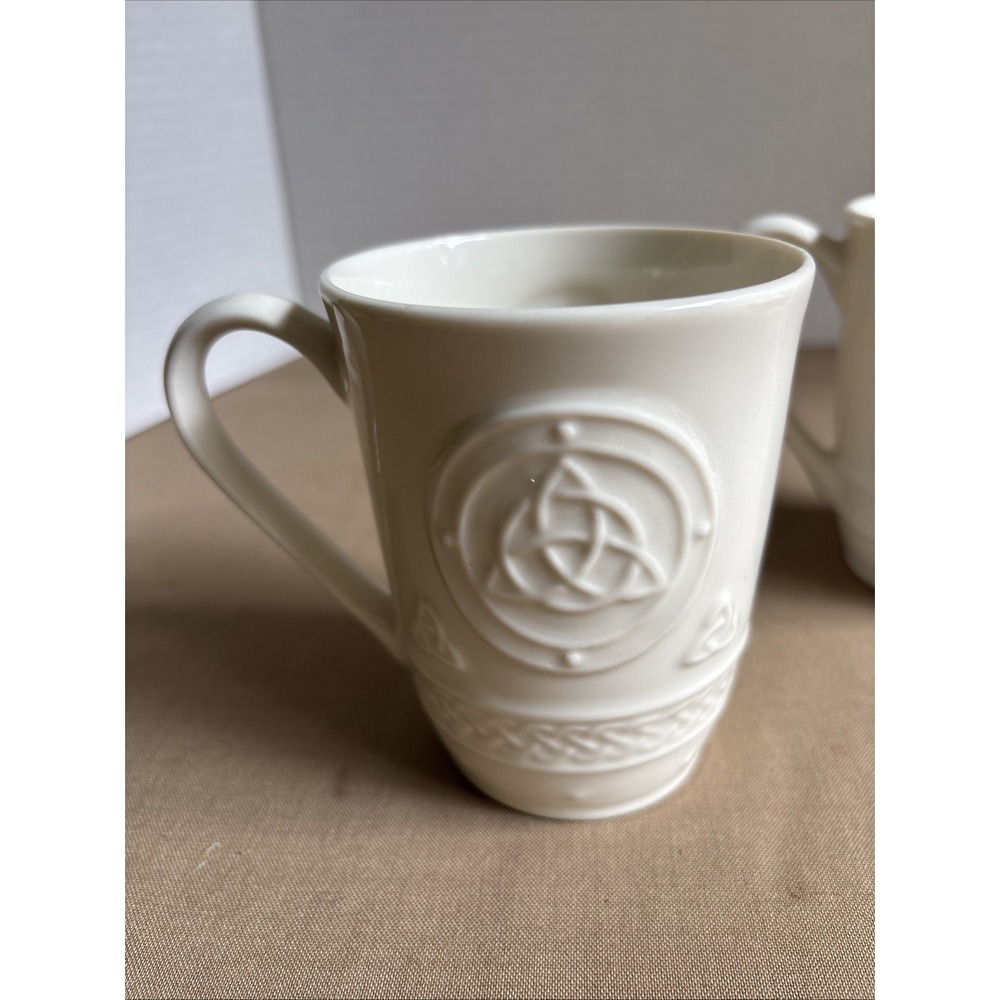 Belleek Ireland 2 Mugs Irish Coffee Cups Porcelain Celtic Irish Knot Ivory Color - Picture 2 of 8